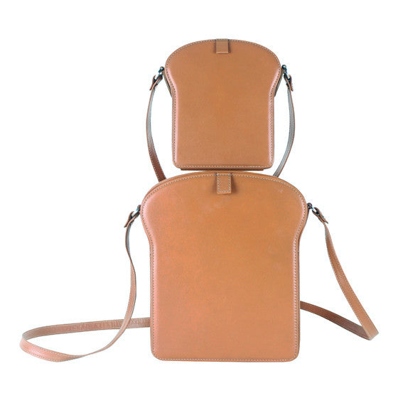 Welcomecompanions Cocktail Toast Cross Body Bag in Brown